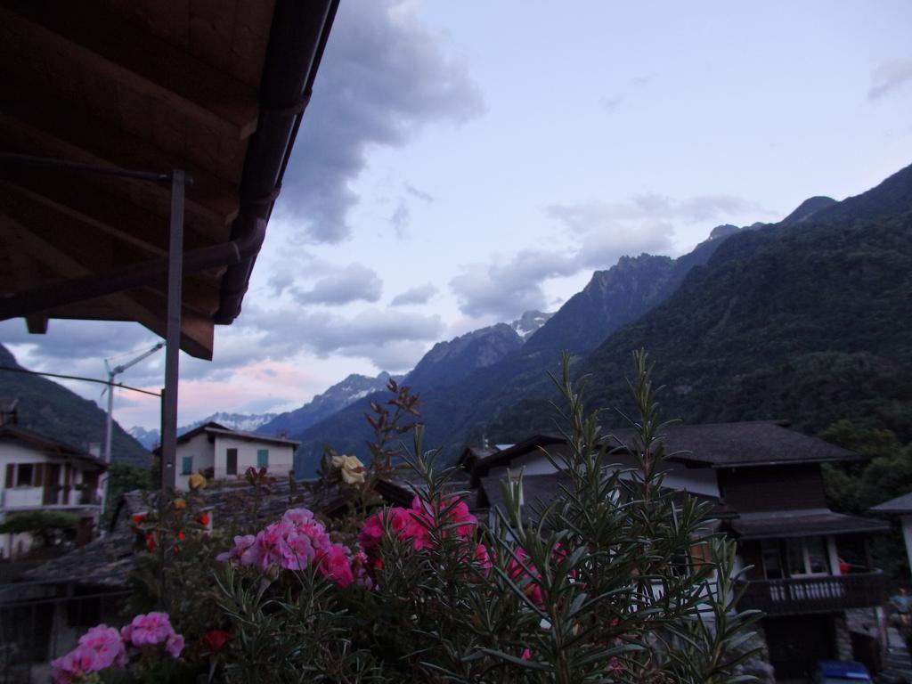 Appartement San Carlo à Chiavenna Chambre photo